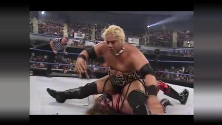 WWE送葬者最新比赛，小巷深处的热血战场与独特小店体验
