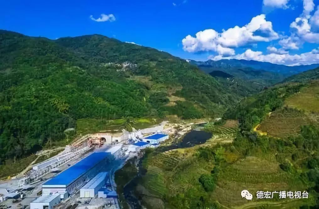 中缅铁路最新进展与挑战全面解读，最新动态与深度分析