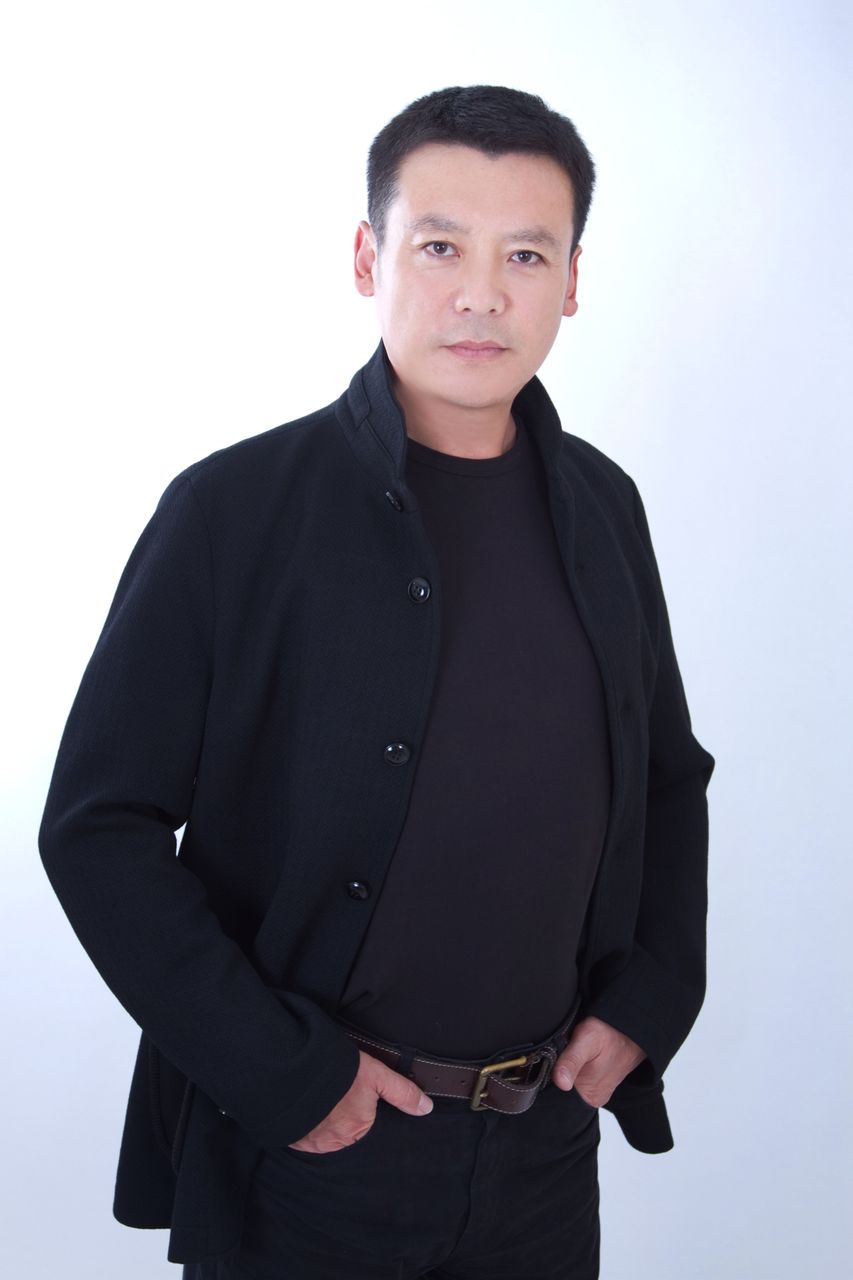佟凡，从舞台到荧屏的自信与成就感之路