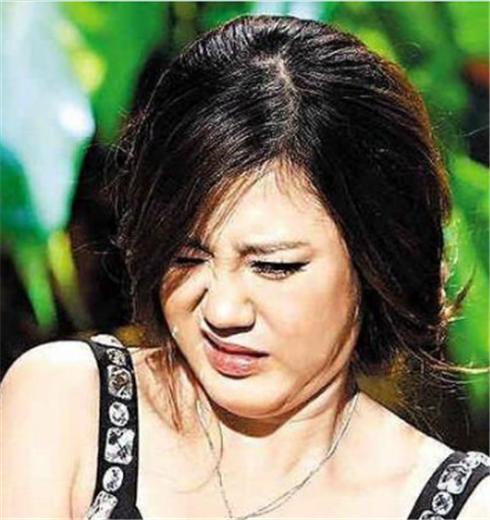 吸毒女星的温馨日常观察