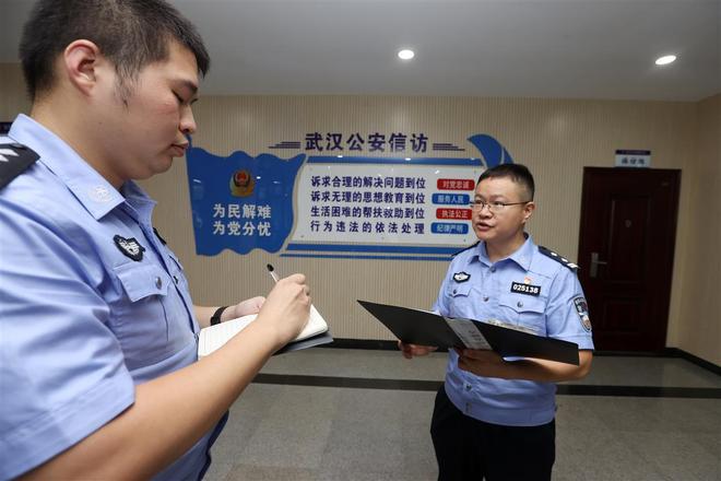 司法所转警最新动态与小巷深处的独特小店揭秘